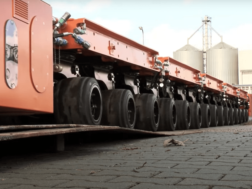 spmt self-propelled modular transporter