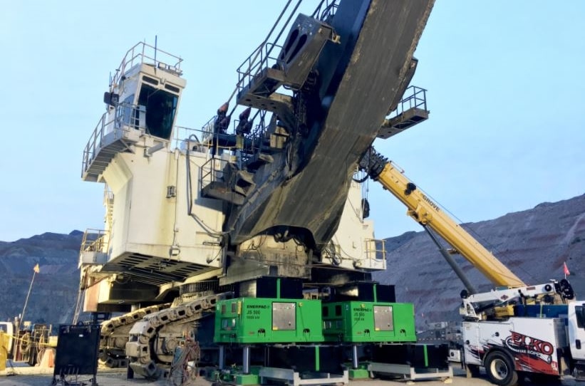 electric rope shovel undergoing maintenance