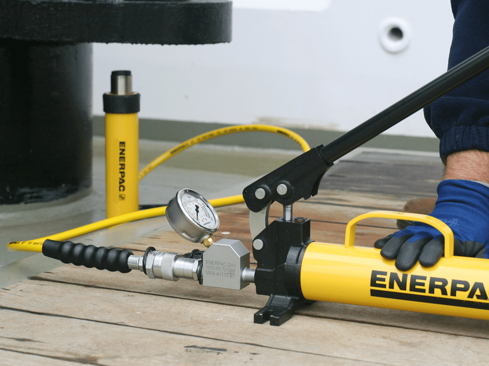 How to Choose the Right Hydraulic Hand Pump - Enerpac Blog